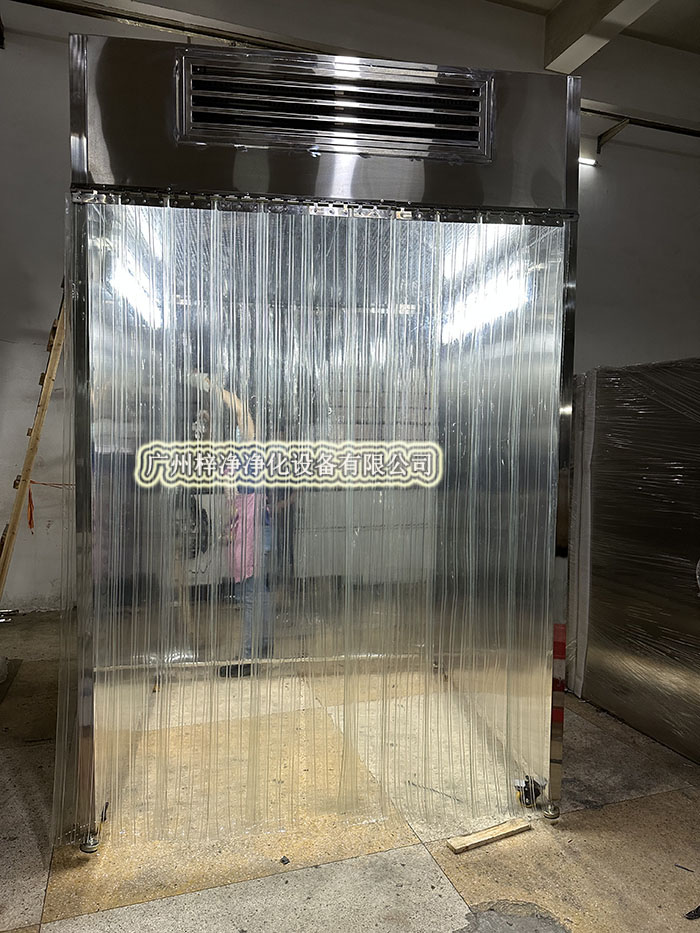 潔凈采樣車作為監(jiān)控潔凈車間環(huán)境質(zhì)量的工具，其標(biāo)準(zhǔn)要求尤為嚴(yán)格。